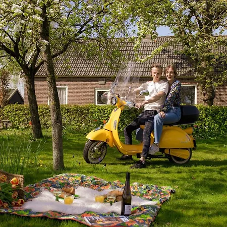 Wander 5 Persons * Voorthuizen